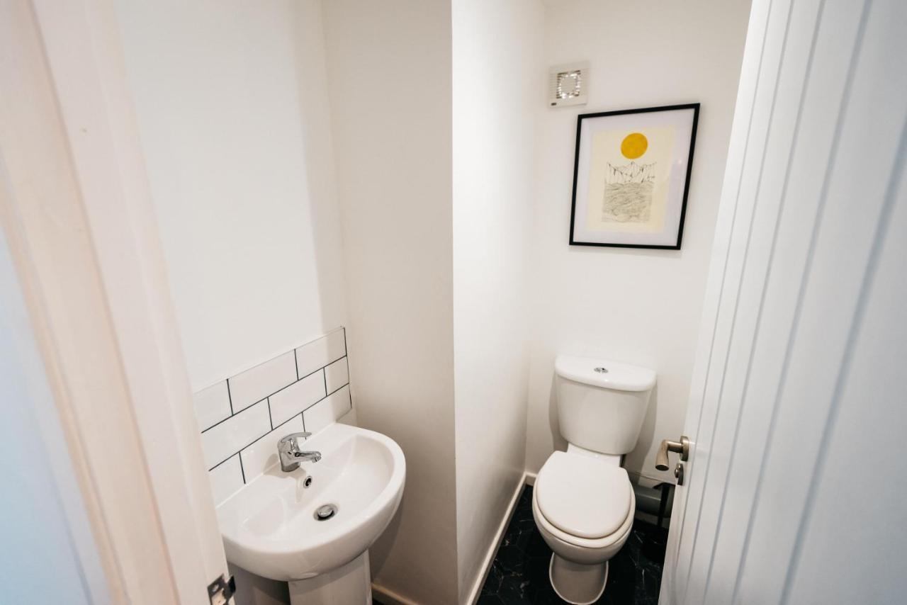 Mordon Bar And Lodge New Quay Екстериор снимка