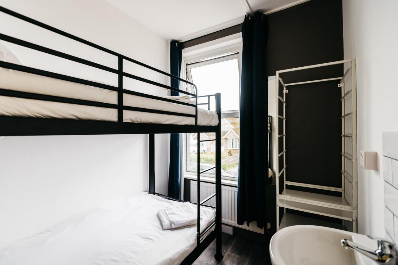 Mordon Bar And Lodge New Quay Екстериор снимка