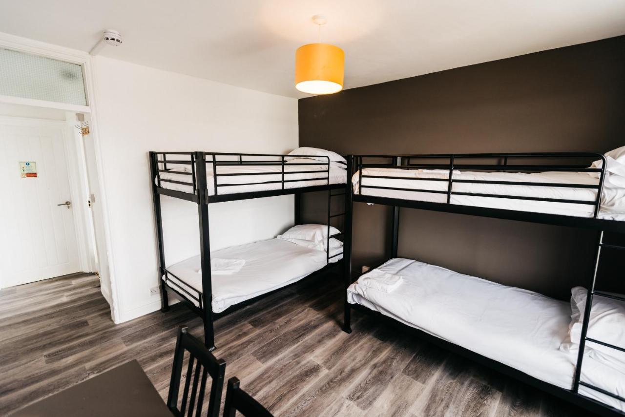 Mordon Bar And Lodge New Quay Екстериор снимка